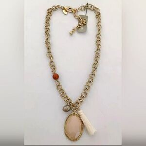 CHICO'S GOLD TONE RESIN/PEARL/TASSELS 18"-22" NECKLACE NWT